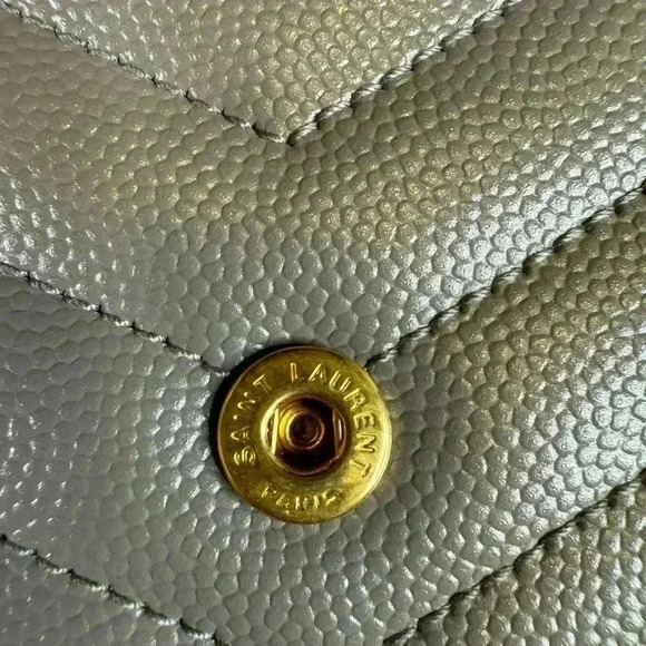 Yves Saint Laurent YSLwalllet on chain wok - Picture 13 of 16